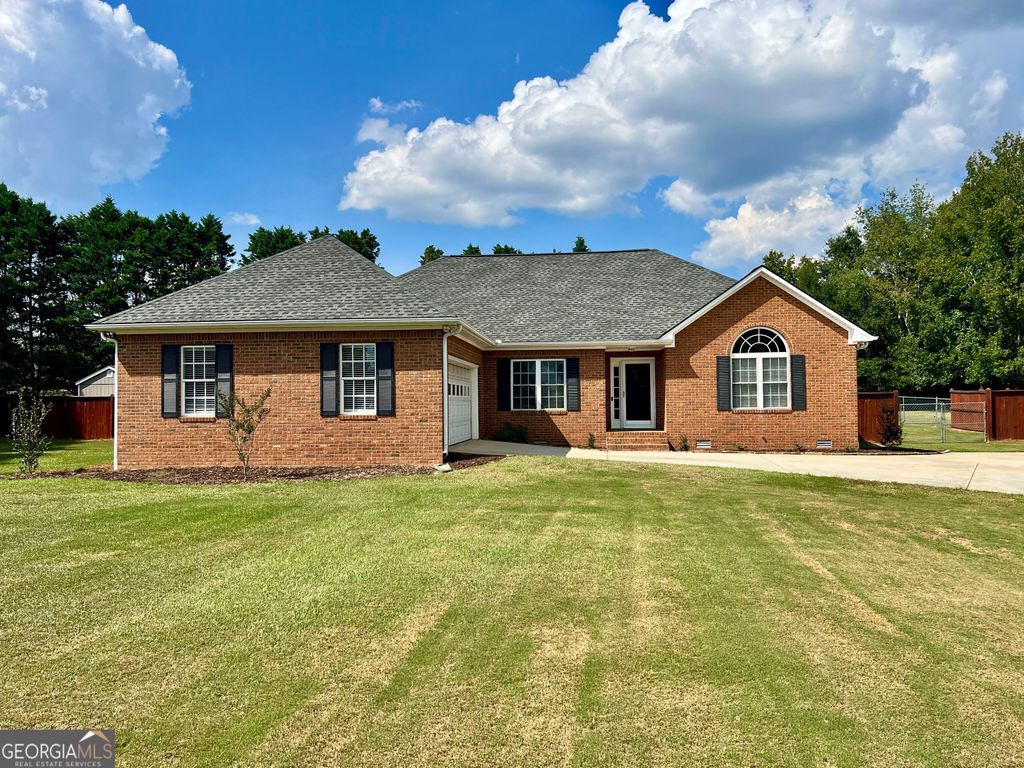 75 Kristin Court, Colbert, GA 30628 — exterior