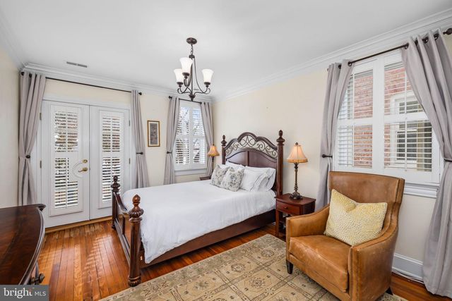 3408 DENT PL NW, Washington, DC 20007