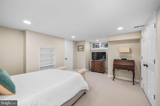 3408 DENT PL NW, Washington, DC 20007