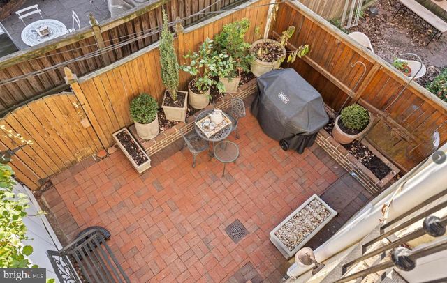 3408 DENT PL NW, Washington, DC 20007