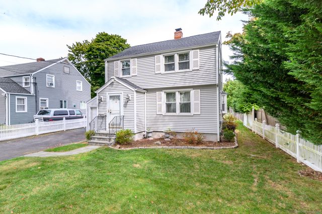 41 Blaine Street, Fairfield, CT 06824