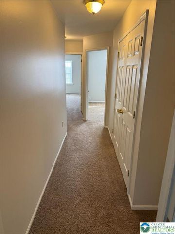 1600 GREYSTONE Circle, Alburtis Boro, PA 18011