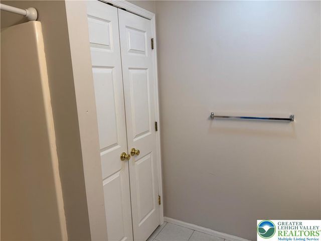 1600 GREYSTONE Circle, Alburtis Boro, PA 18011