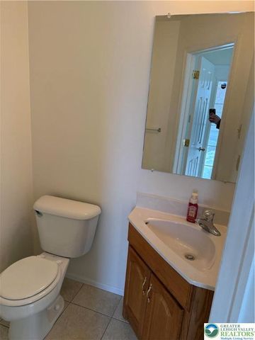 1600 GREYSTONE Circle, Alburtis Boro, PA 18011