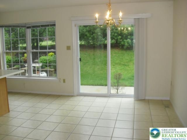 1600 GREYSTONE Circle, Alburtis Boro, PA 18011