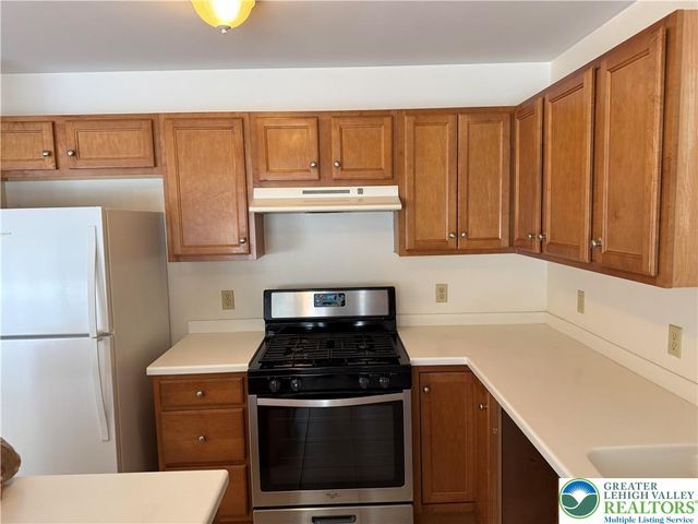 1600 GREYSTONE Circle, Alburtis Boro, PA 18011