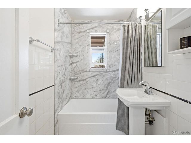 2815 Oneida St, Denver, CO 80207