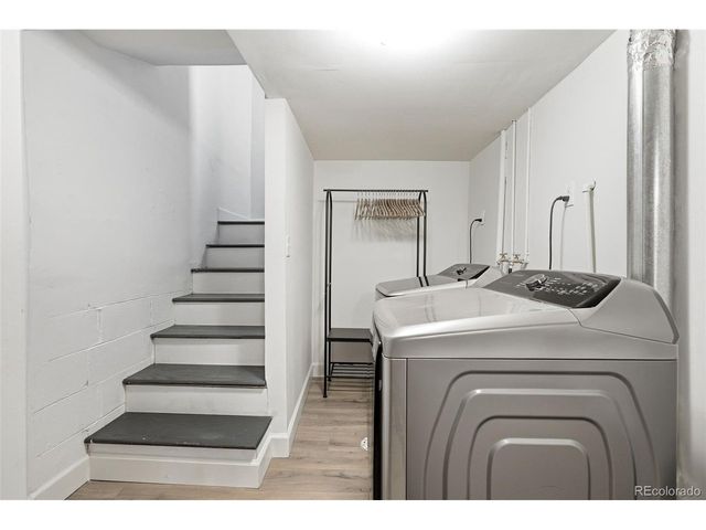 2815 Oneida St, Denver, CO 80207