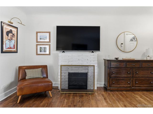 2815 Oneida St, Denver, CO 80207