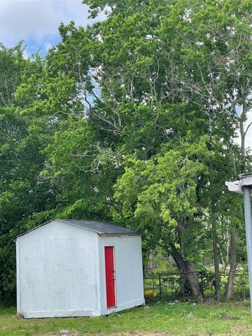 2734 Ash Road, Pearland, TX 77584