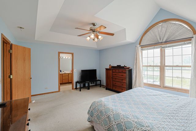 11194 Algonquin Road 11194, Huntley, IL 60142