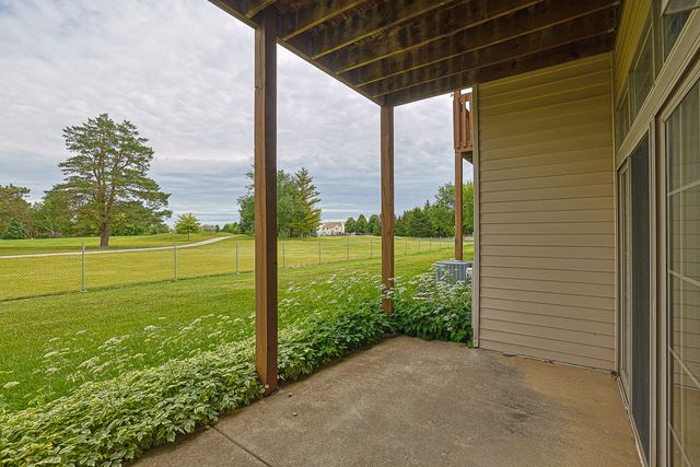 11194 Algonquin Road 11194, Huntley, IL 60142