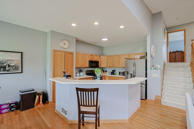 11194 Algonquin Road 11194, Huntley, IL 60142
