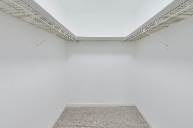 83c Thornhill Lane c, Lake Barrington, IL 60010