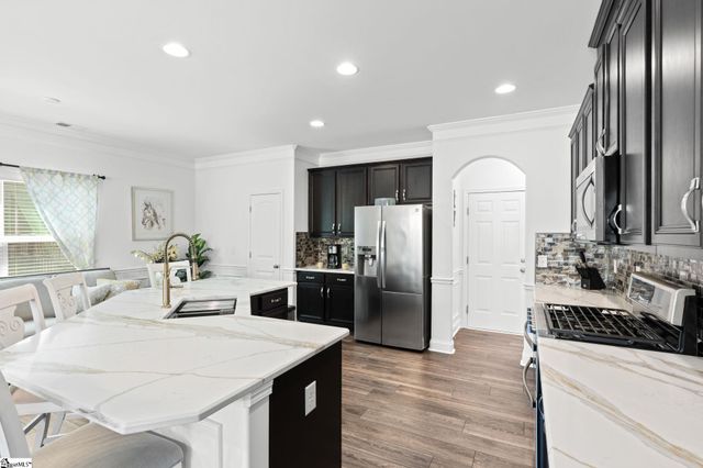 601 Briar Thistle Court, Simpsonville, SC 29860