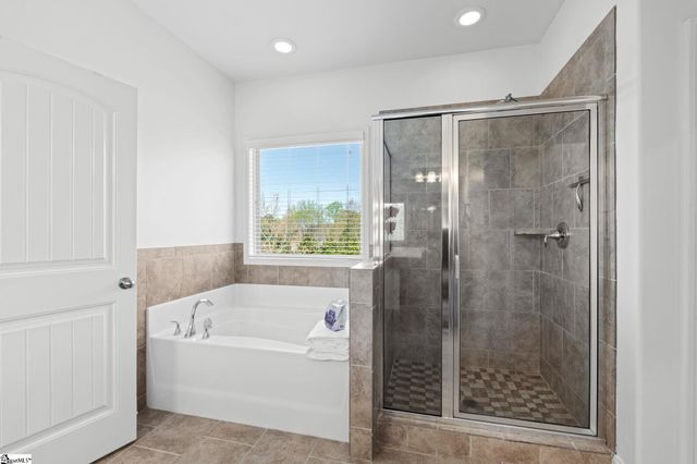 601 Briar Thistle Court, Simpsonville, SC 29860