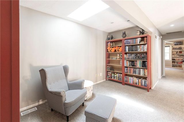 1602 NW Weatherstone Lane, Blue Springs, MO 64015