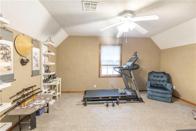 1602 NW Weatherstone Lane, Blue Springs, MO 64015