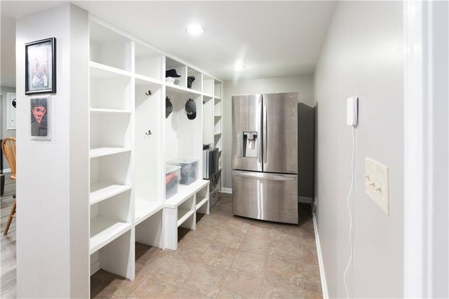 1602 NW Weatherstone Lane, Blue Springs, MO 64015