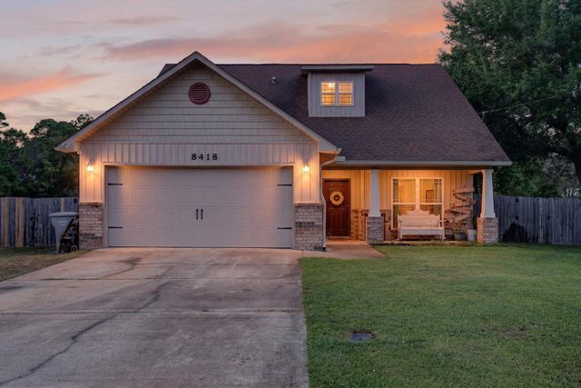 8418 Sevilla Street, Navarre, FL 32566