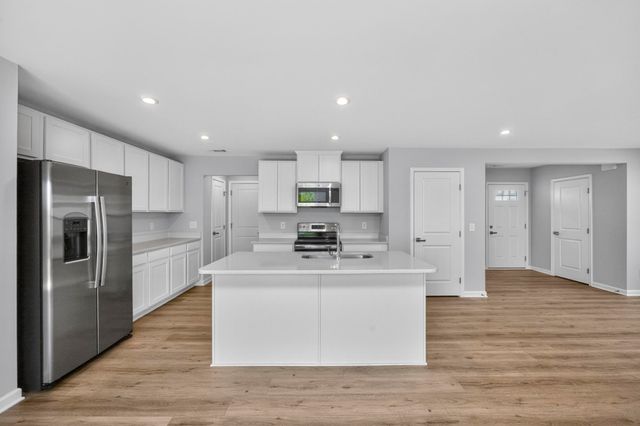 3004 Red Fox Rdg, Madison, TN 37115