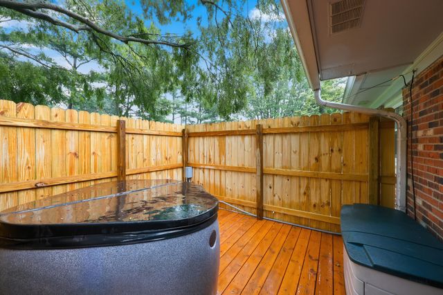 871 Browns Ferry Road, Frankfort, KY 40601
