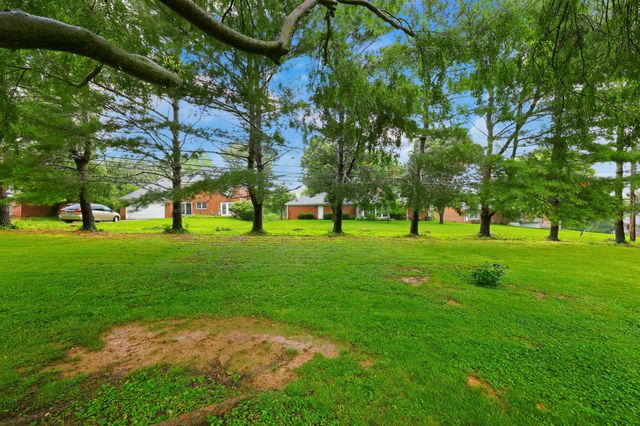 871 Browns Ferry Road, Frankfort, KY 40601