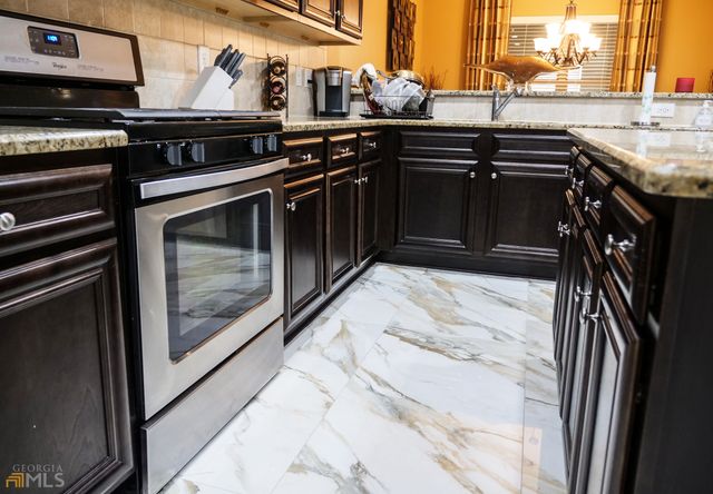 5268 Rosewood Place, Fairburn, GA 30213