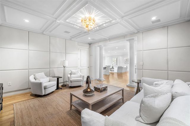 450 SE 5th Ave 102N, Boca Raton, FL 33432