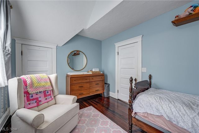 1291 Summit Avenue, Lakewood, OH 44107