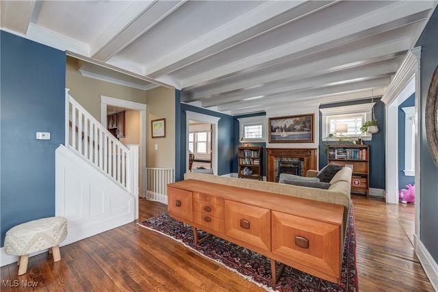 1291 Summit Avenue, Lakewood, OH 44107