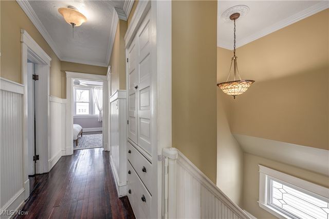 1291 Summit Avenue, Lakewood, OH 44107