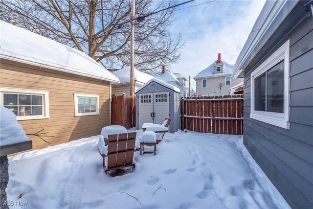 1291 Summit Avenue, Lakewood, OH 44107