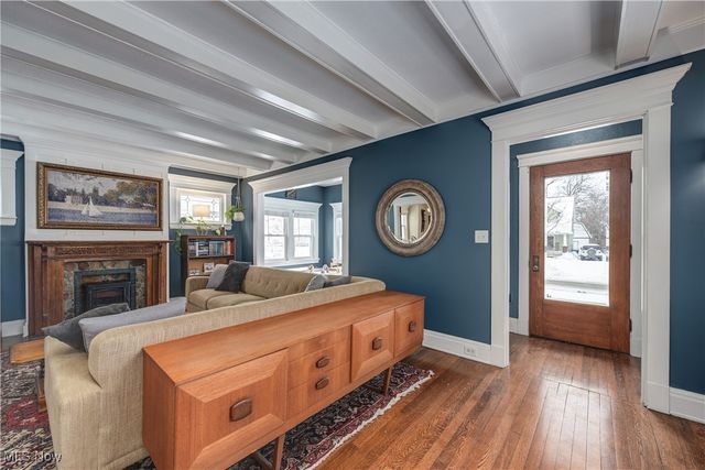 1291 Summit Avenue, Lakewood, OH 44107