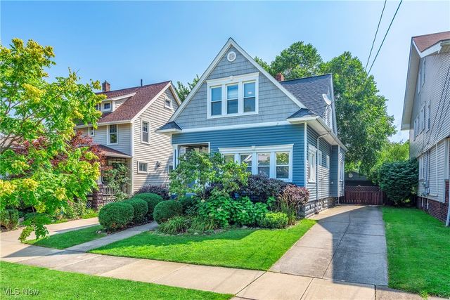 1291 Summit Avenue, Lakewood, OH 44107