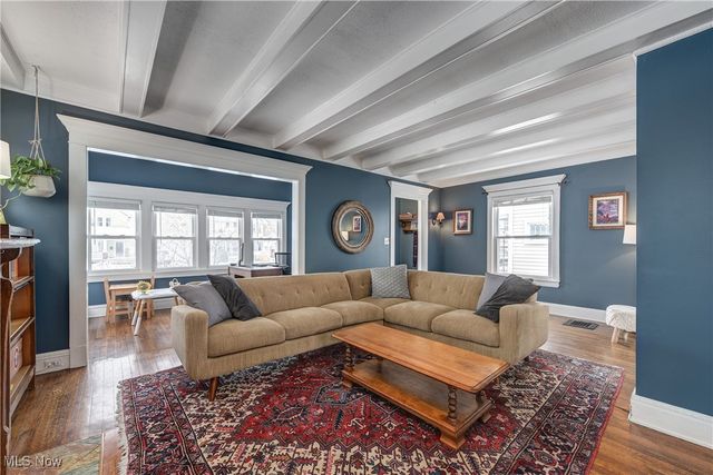 1291 Summit Avenue, Lakewood, OH 44107