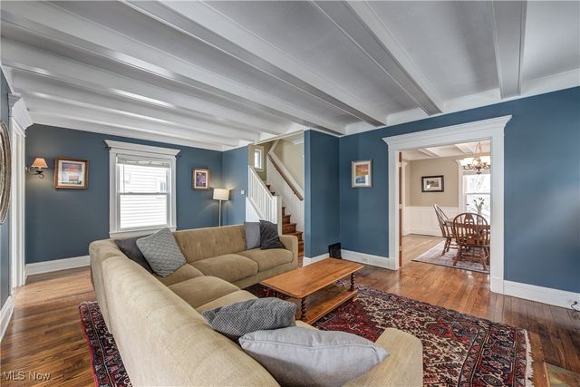 1291 Summit Avenue, Lakewood, OH 44107