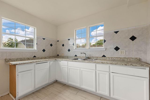 2631 Steelhead Drive, Houston, TX 77045