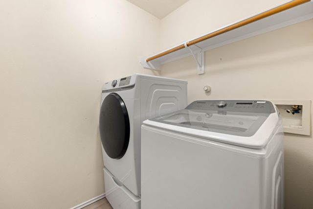 2631 Steelhead Drive, Houston, TX 77045