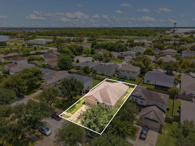 2631 Steelhead Drive, Houston, TX 77045
