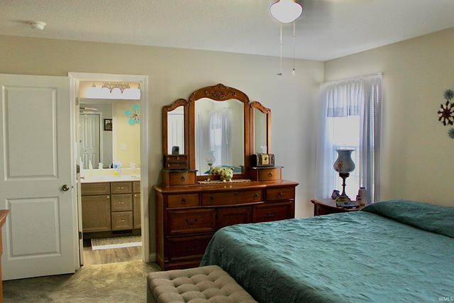 1110 Chestnut Circle, Plymouth, IN 46563