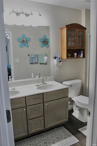 1110 Chestnut Circle, Plymouth, IN 46563