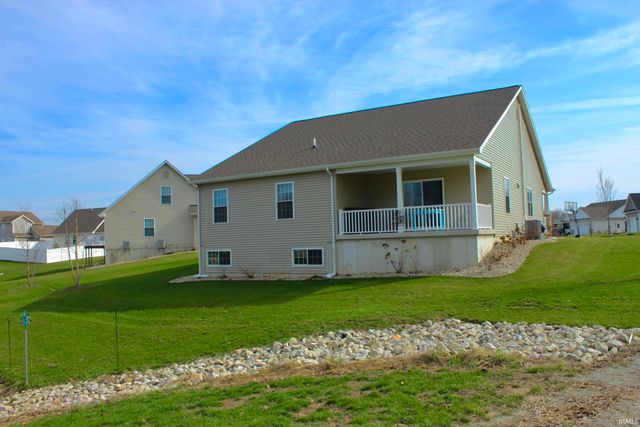 1110 Chestnut Circle, Plymouth, IN 46563