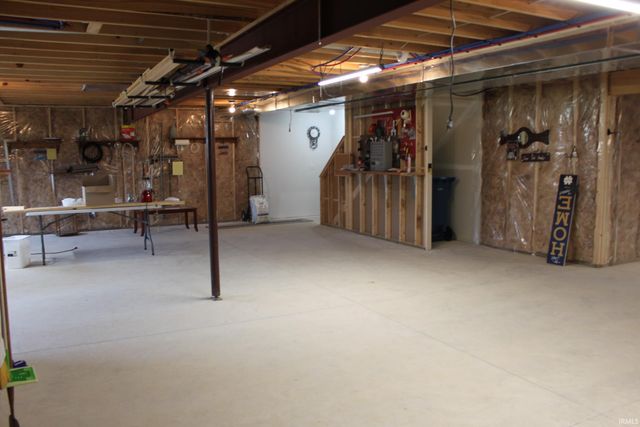 1110 Chestnut Circle, Plymouth, IN 46563