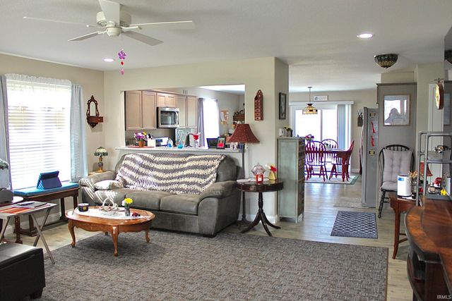 1110 Chestnut Circle, Plymouth, IN 46563