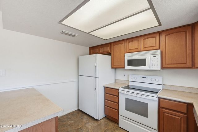 73 S 132ND Street, Chandler, AZ 85225