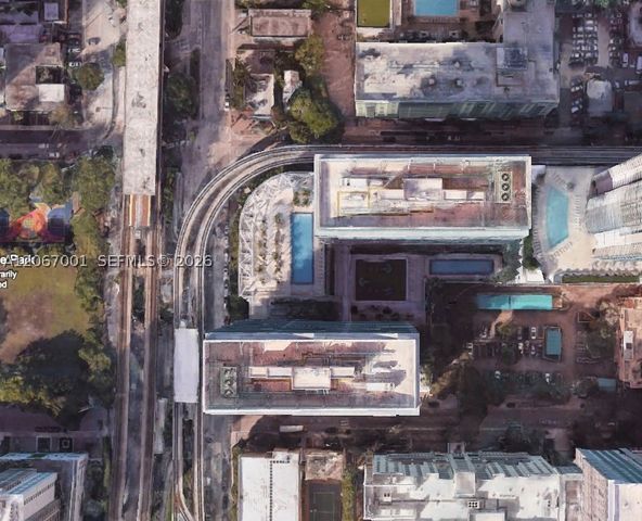 79 SW 12th St 2809-S, Miami, FL 33130