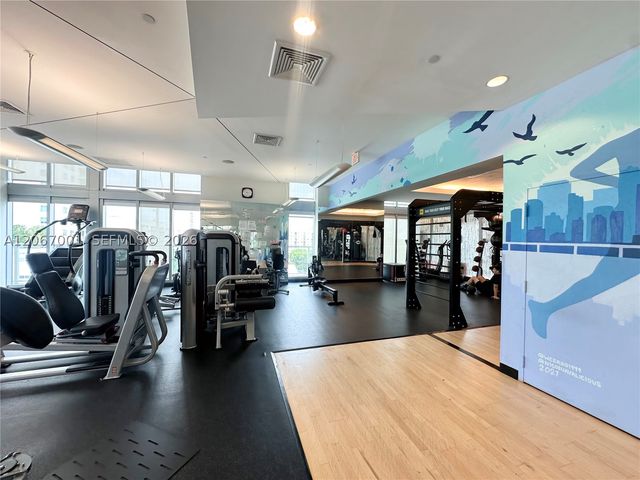 79 SW 12th St 2809-S, Miami, FL 33130
