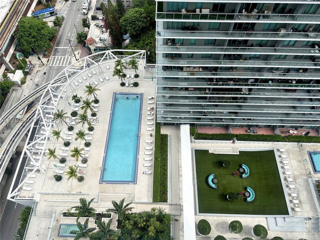79 SW 12th St 2809-S, Miami, FL 33130
