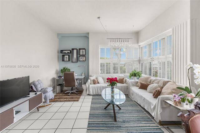 2421 Lake Pancoast Dr 3A, Miami Beach, FL 33140